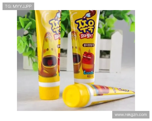 童趣德天空赠凯尔两包软糖庆生